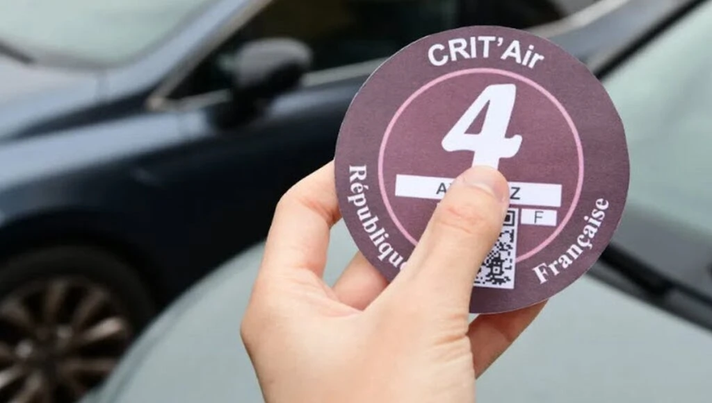 crit air 4 sticker